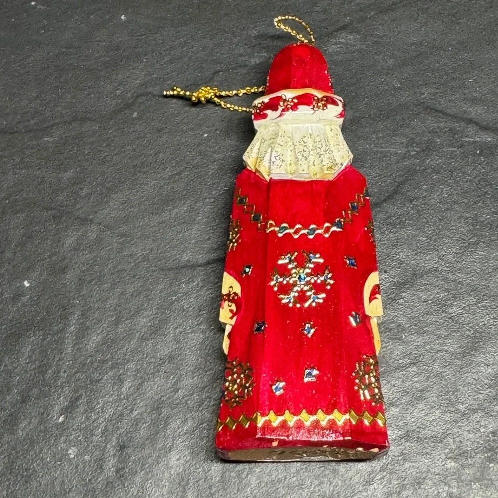 Vintage 2006 Hand Carved Wooden Santa Claus Christmas Ornament Painted Red Gold